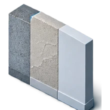 Pan de mur en trois états : brut, enduit, peint